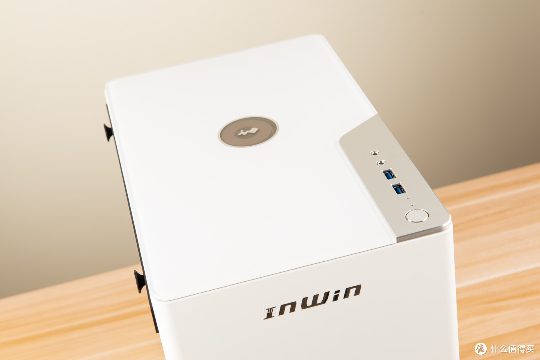 很容易就能搞定的ITX小钢炮,IN WIN A1 Plus 装机作业
