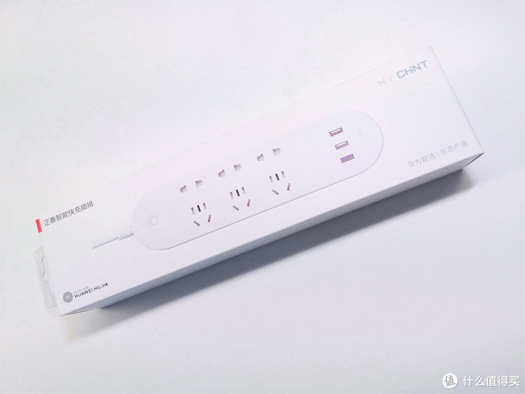 4段式结构 华为智选正泰Wi-Fi 22.5W排插拆解