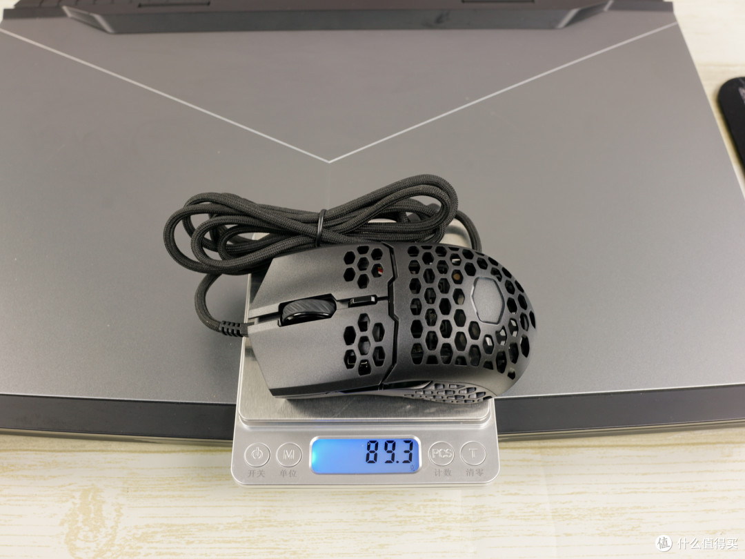 超轻游戏鼠标体验--酷冷至尊 (CoolerMaster )MM710 天狼星洞洞鼠标