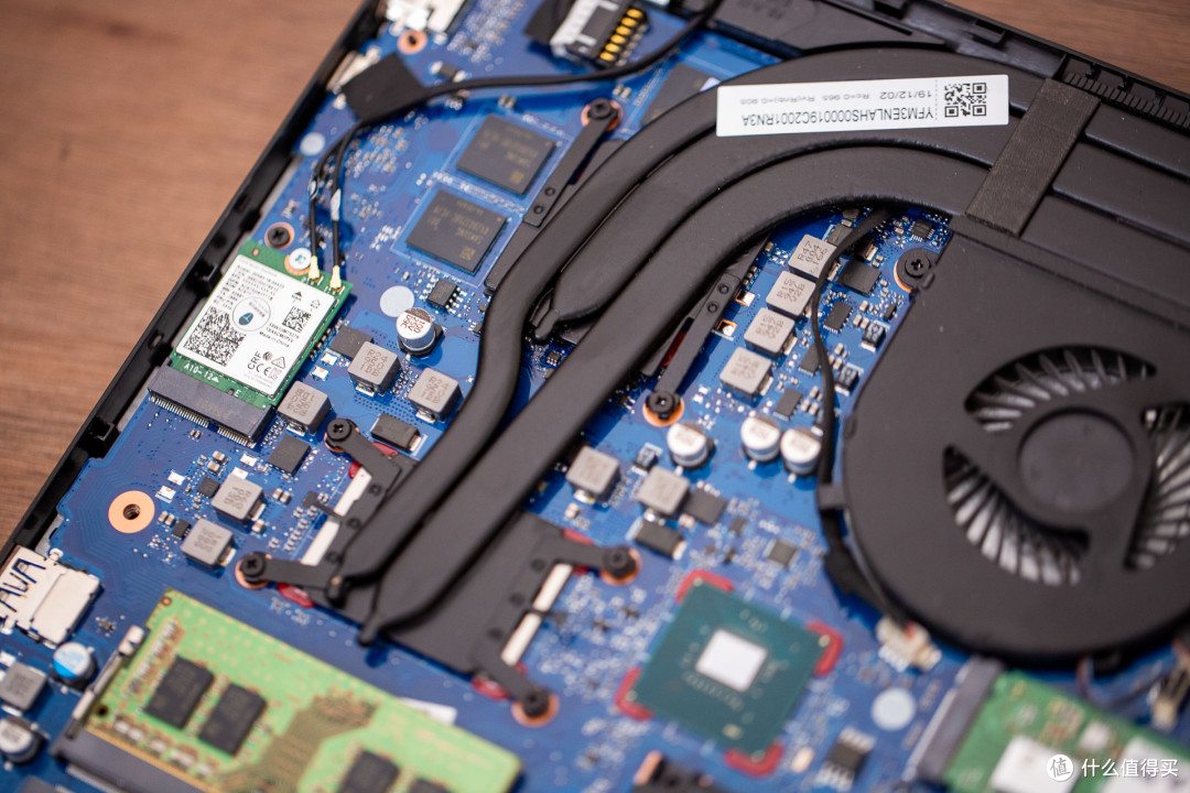 第十代Intel i7-10750H性能表现如何?雷神911星战3代拆机测评