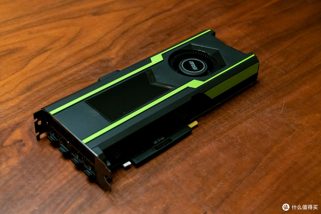 黄伟达复古流晒两张技嘉和华硕的gtx1080ti11gb光追之序章