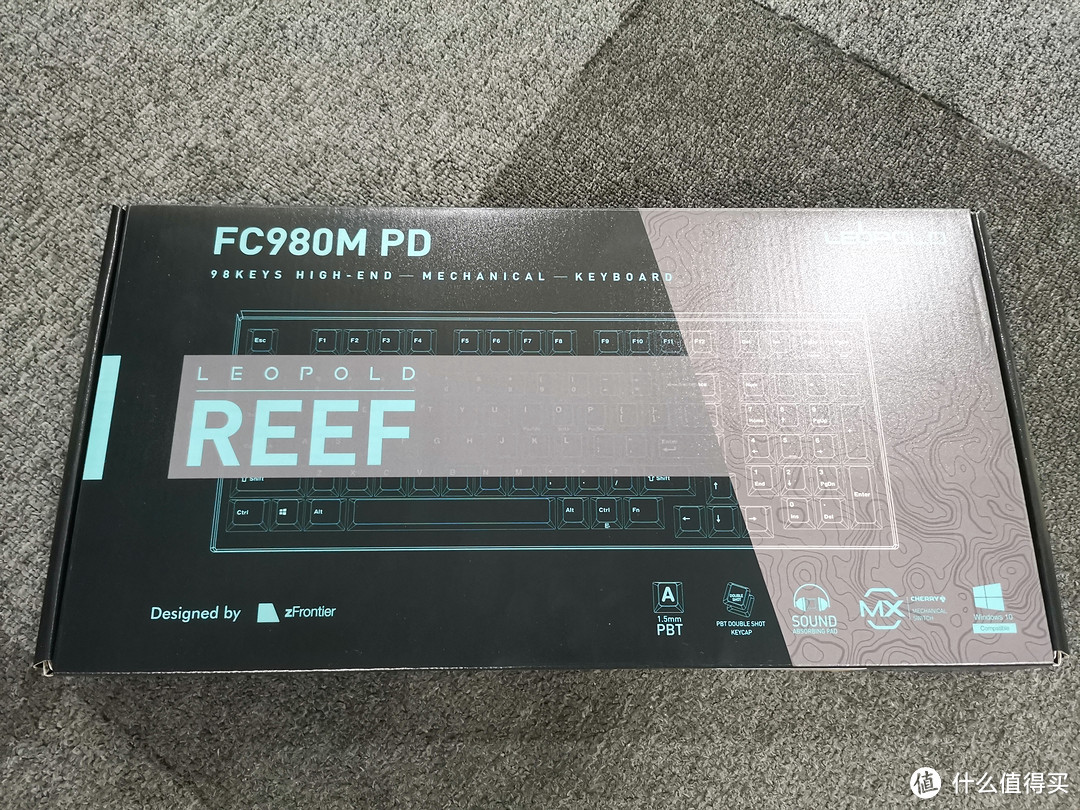 出道即巅峰？Leopold980暗礁极星-灰轴首发及大厂键盘横评