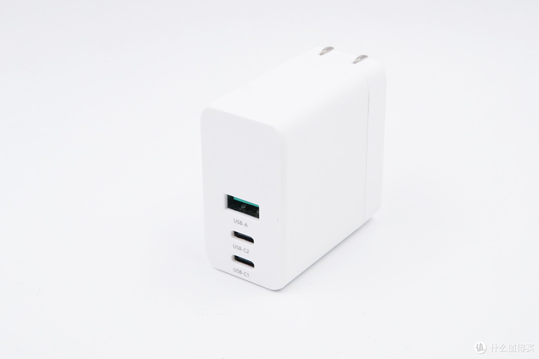 雅晶源推出90W 2C1A氮化镓PD快充：体积打破传统，小到极致