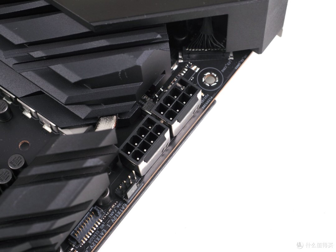 华硕ROG Maximus XII Extreme主板首发开箱——感受极致!