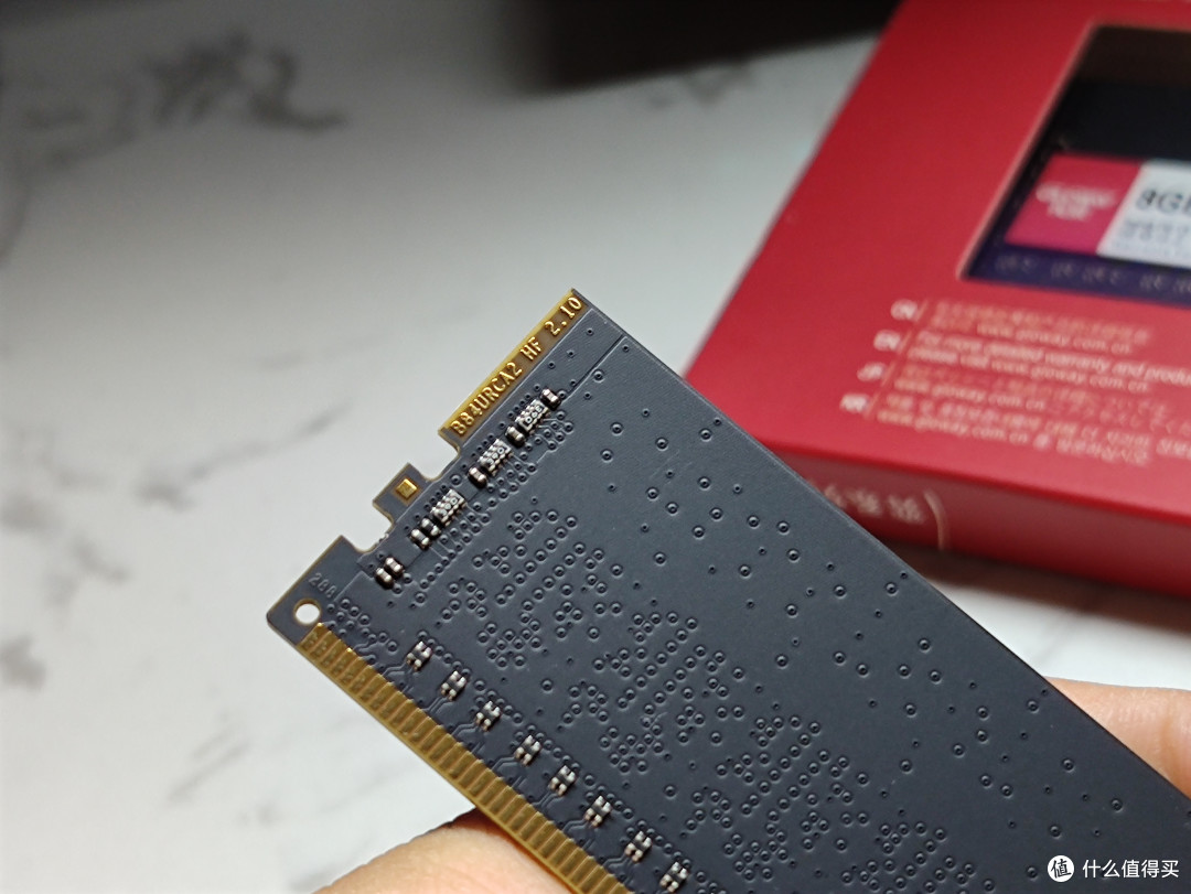 国产DDR4颗粒内如何?光威 弈系列 Pro内存开箱简测
