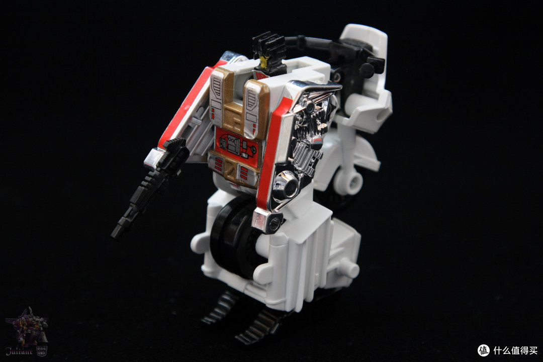 juliant的变形世界 篇三:【变形金刚-98集g1动画系列】之一:守护神