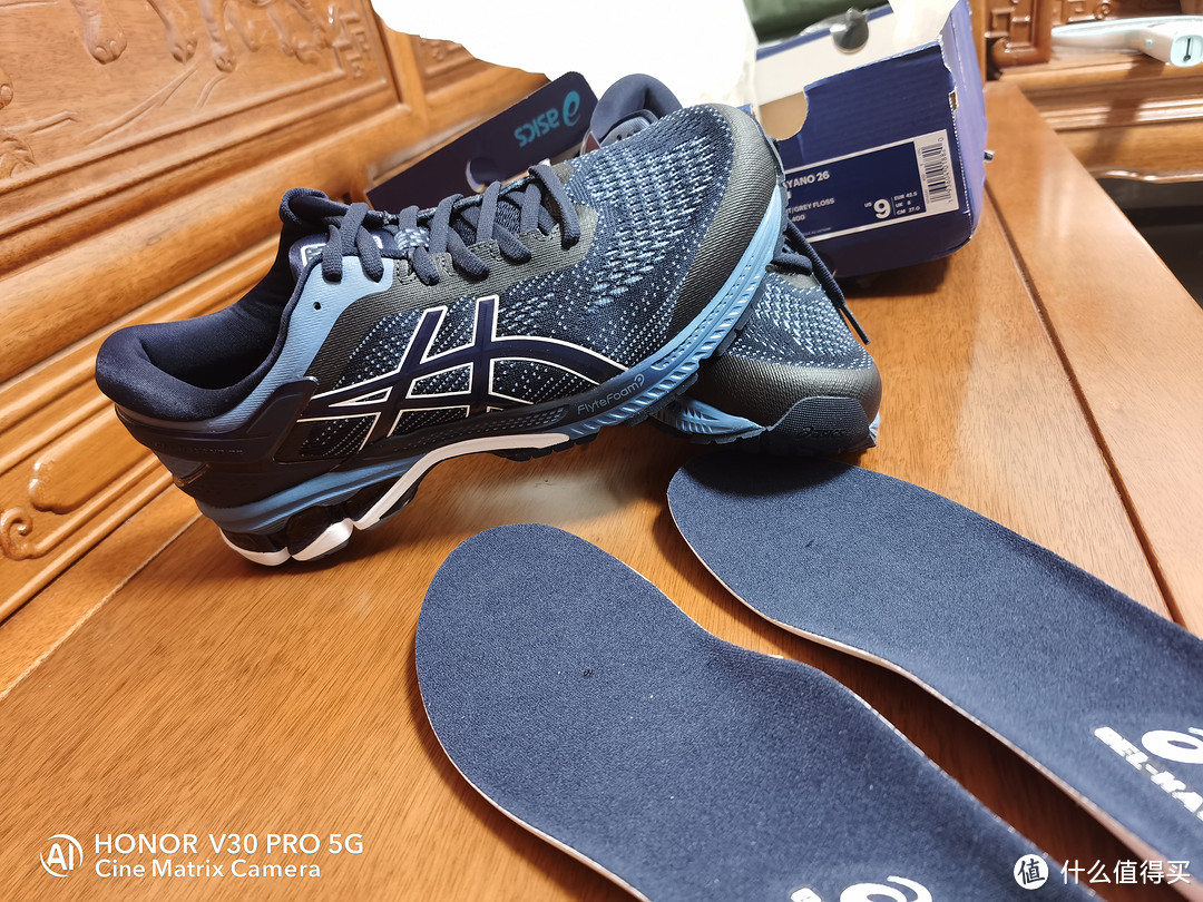 疫情如此严重，依然海淘亚瑟士/asics kayano 26 转运四方20天到手开箱，首发！