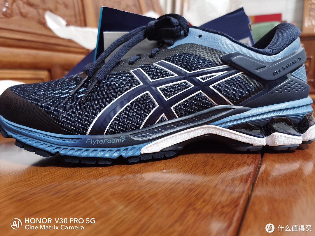 疫情如此严重，依然海淘亚瑟士/asics kayano 26 转运四方20天到手开箱，首发！