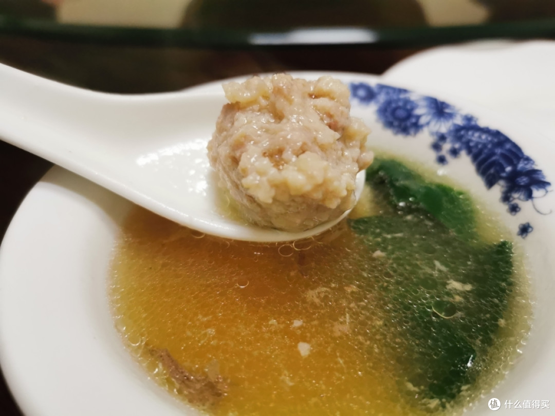 大连这家小店人均不到四十扶墙走,有肉有菜有汤!两碗米饭不是事!