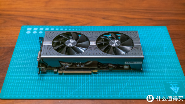 矿圈挚爱：蓝宝石RX580 8GB超白金OC限量版，想买RX590GME的不妨