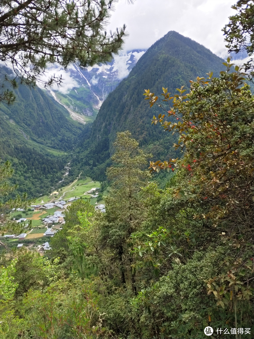 下面就是雨崩，分上下二个村