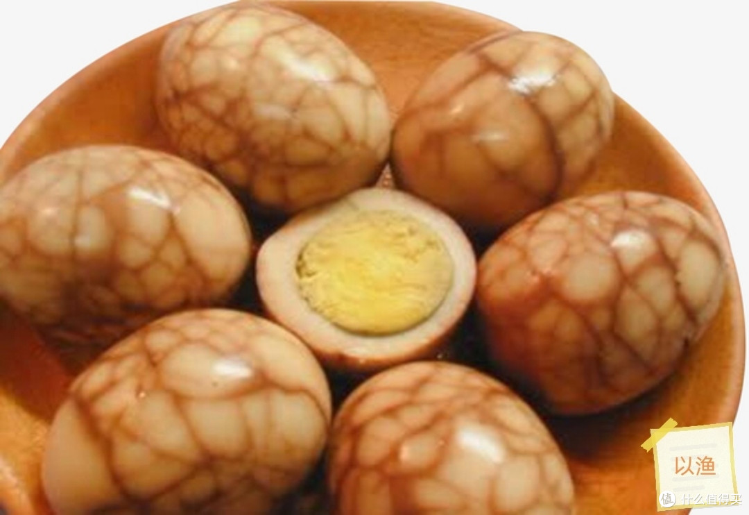 去壳后剥去的鸡蛋花纹真的很漂亮哦!