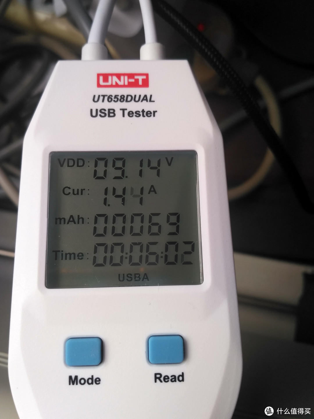 测试仪连接普通USB接口，此时功率13.16W（给iPhone8 plus，AirPods Pro充电）