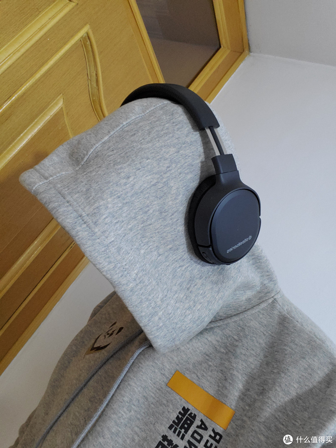 多功能无线万金油耳机,赛睿Arctis 1 wireless