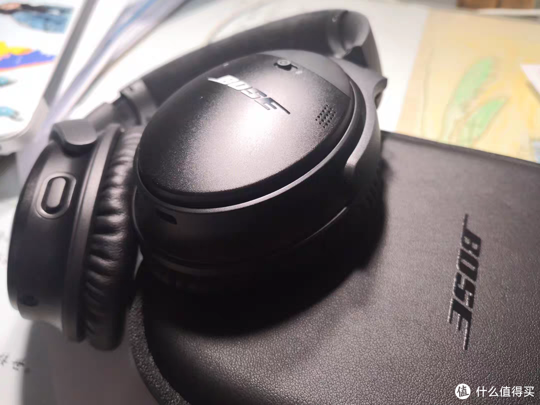 Bose QuietComfort35 Ⅱ QC35是降噪耳机里较为出色的一款了