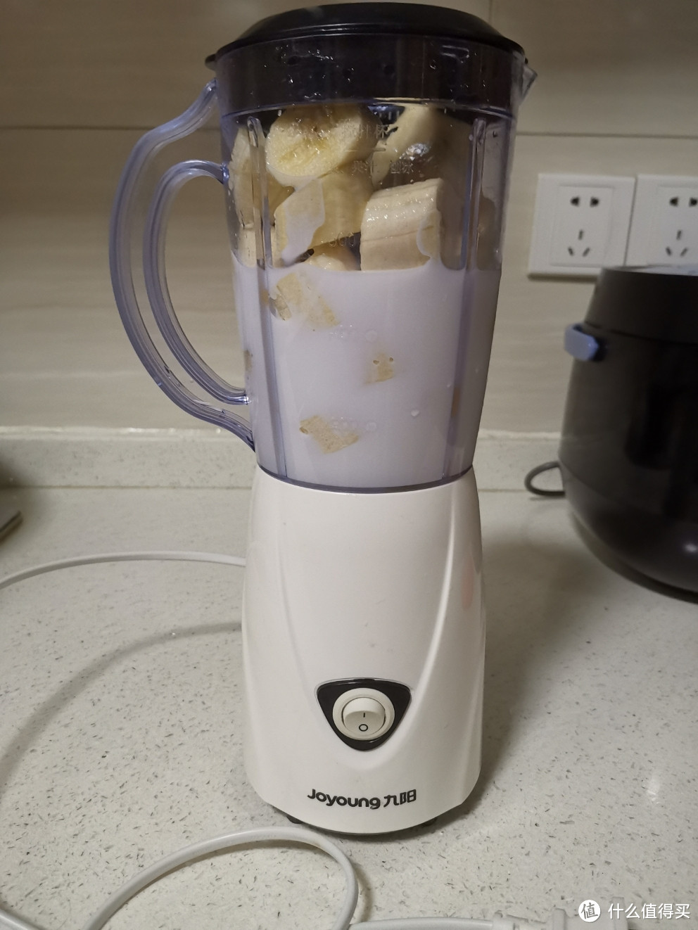 简单两步的香蕉奶昔，重点还是得看搅拌机怎么选