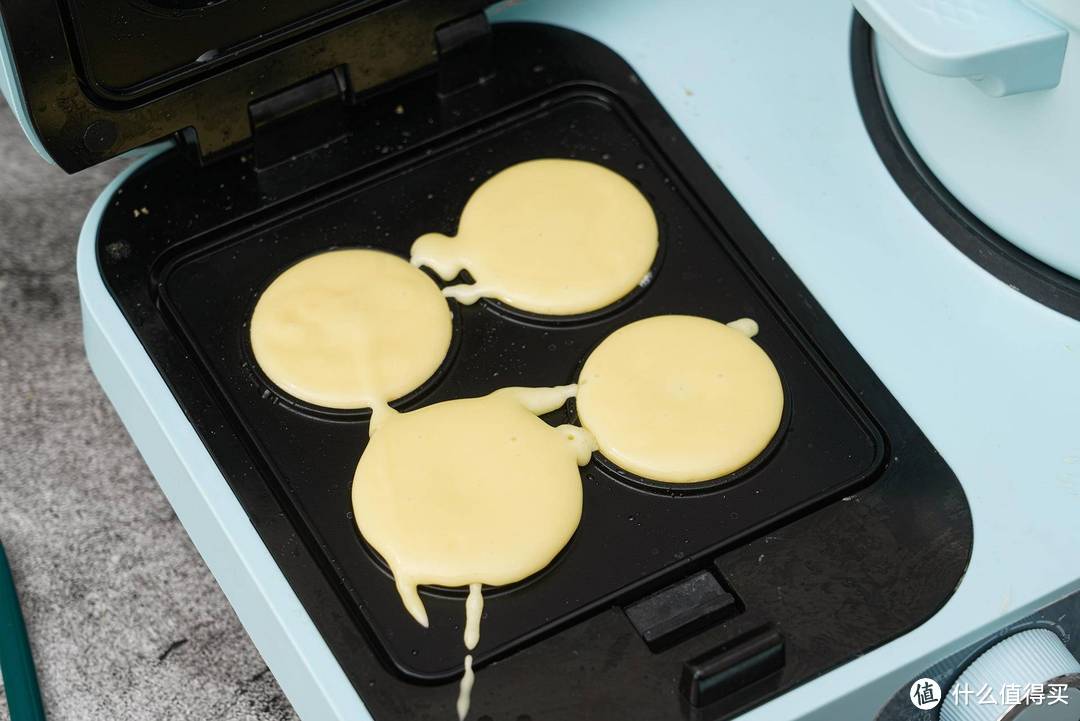 使用简单的早餐机给你爱的人做花式早餐吧----东菱三明治早餐机X花式早餐攻略