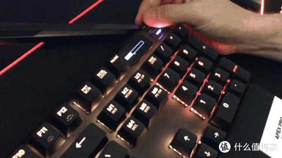 赛睿吃鸡键鼠三件套,爆头太爽