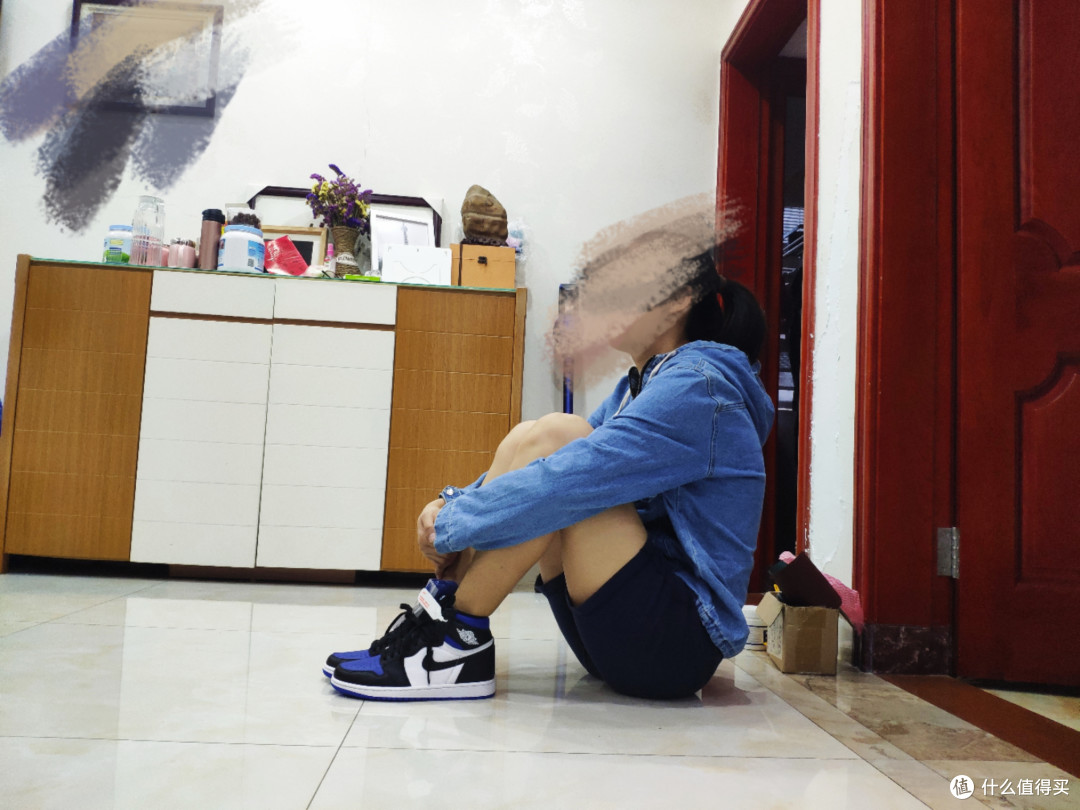 侧面