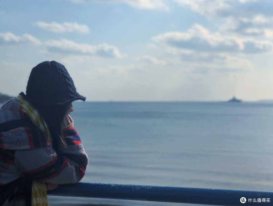 青岛有一条海滨散步道，可以让你从德国玩到希腊