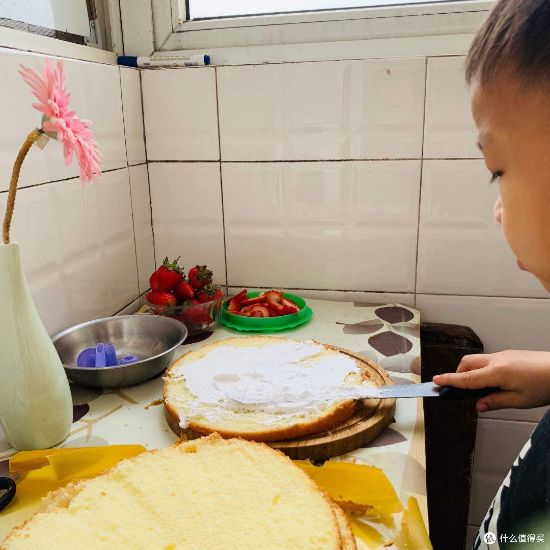 5岁乐大厨下厨记:幸福先生戚风蛋糕DIY大作战