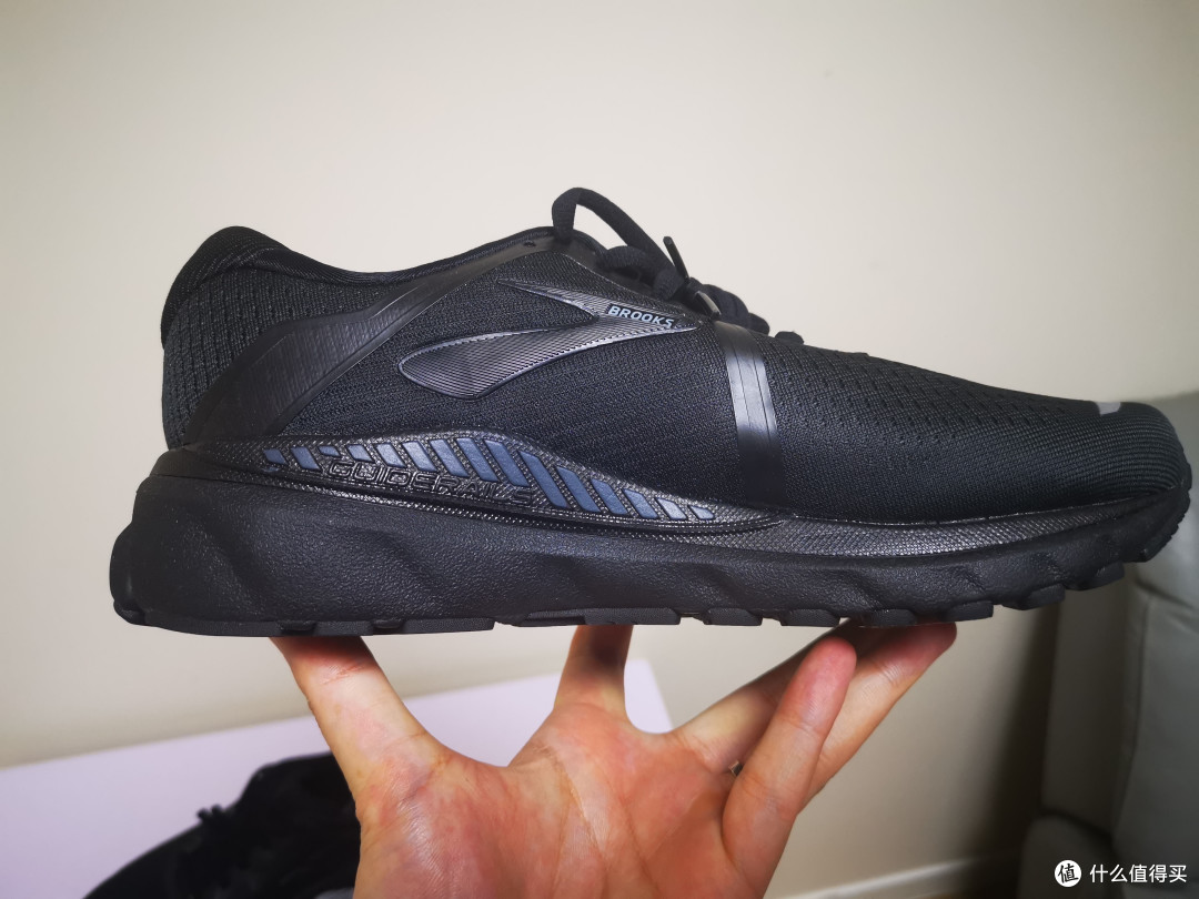 历久弥新的经典——Brooks Adrenaline GTS 20 开箱