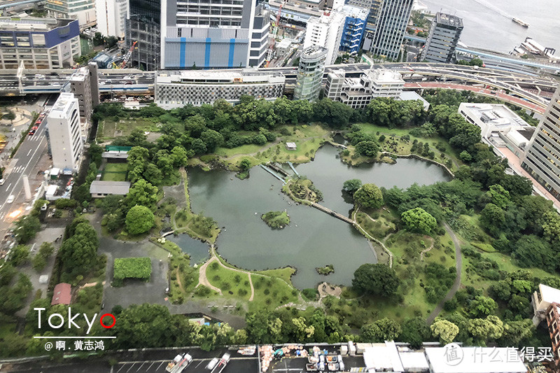 东京的滨离宫恩赐庭园就在旁边