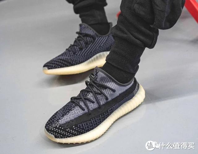 Yeezy Boost 350 V2两双神秘配色高清照无预警释出