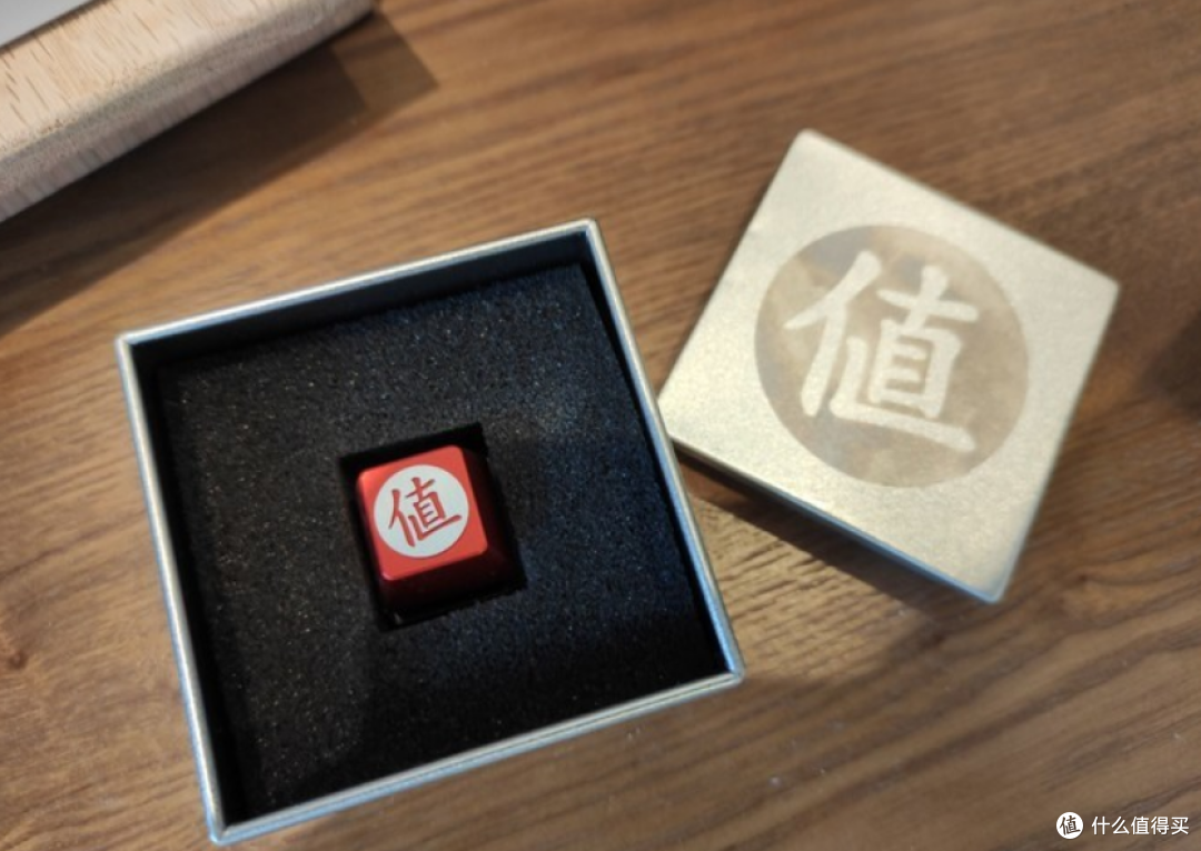 “值”键帽，还是个樱桃青轴。