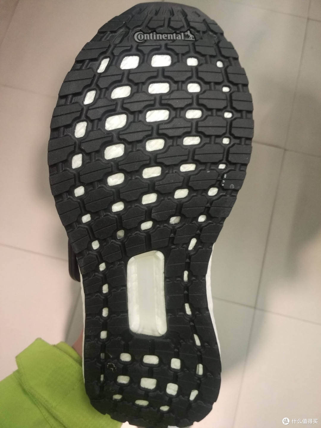 轮胎和鞋，一对失散多年的兄弟