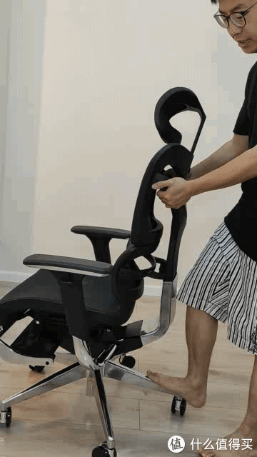 姿势就是力量！工作要做得好，更YAO“坐”得好！达宝利D1人体工学椅办公姿势解锁专家！（附视频）