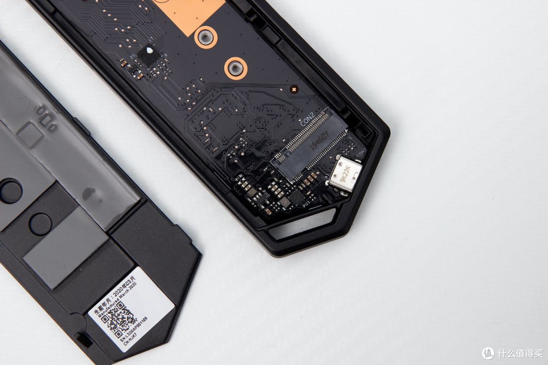 时间就是绳命!ROG Strix Arion M.2幻影硬盘盒 开箱评测