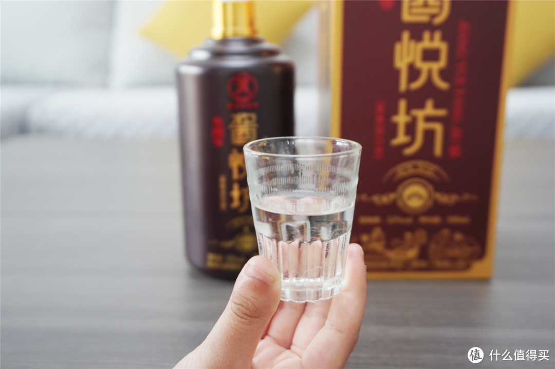 合适老酒鬼喝的一款酱香酒，与茅台同根同源，价格也平民