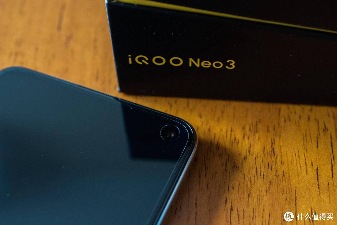 犯上作乱还是超高性价比？IQOO NEO 3 手机深度使用评测