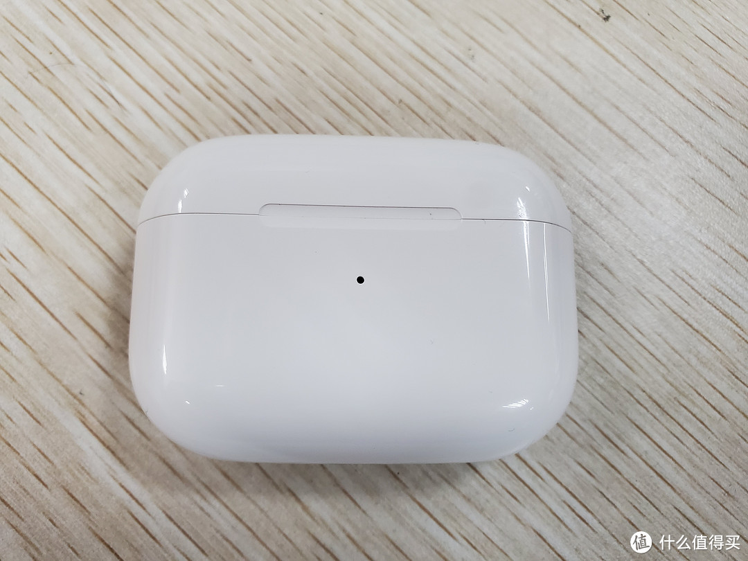 山寨AirPods Pro 长什么样！