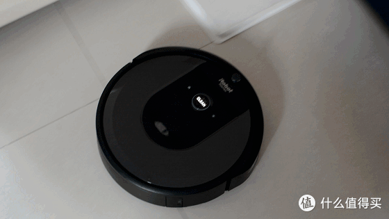 iRobot i7+、云鲸、科沃斯T8 AIVI三款扫地机对比横评，谁是旗舰中最强