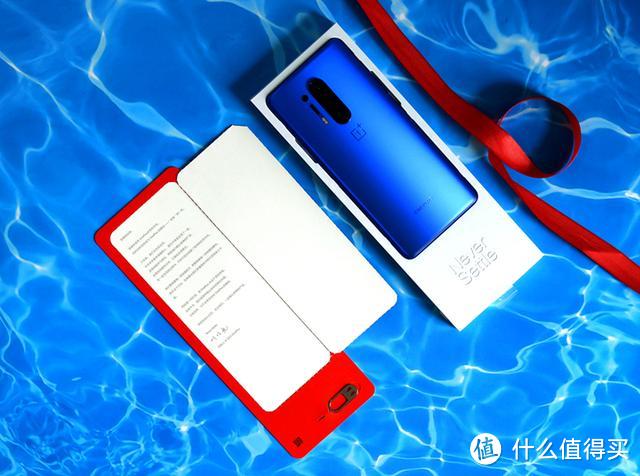 一加 8 Pro：不只是屏幕机皇，更是全面优秀的*级旗舰