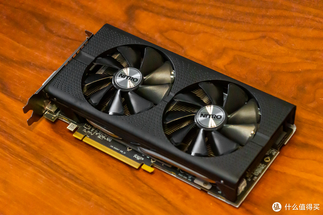 今日矿卡主角：蓝宝石RX580白金版2304满血4GB显示卡