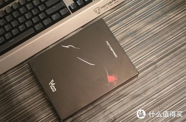 手感出色灯光炫,摩豹V100 RGB游戏鼠标上手体验