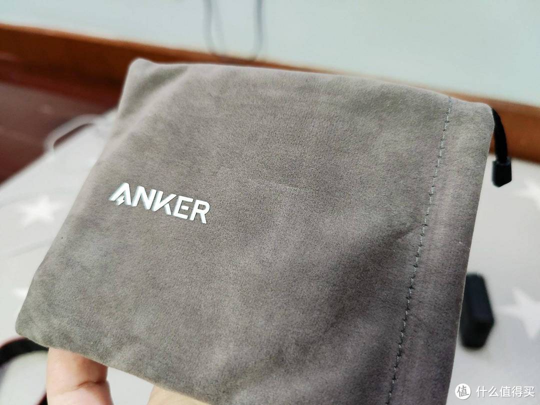 化繁为简，一手掌握的充电解决方案 - Anker 超级充二代 新鲜评测