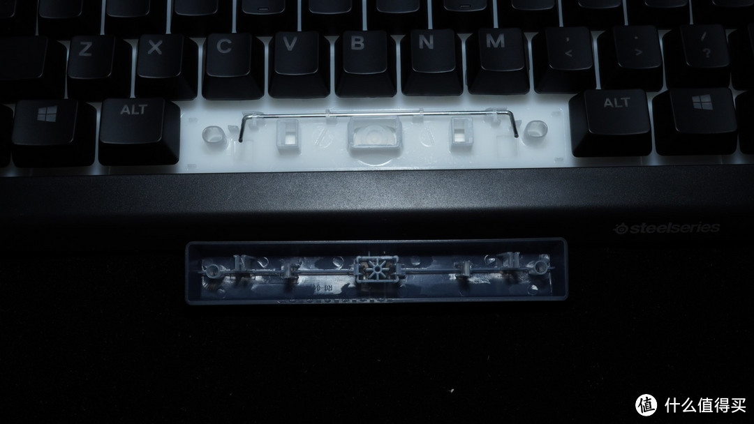 最靓的薄膜键盘 - 赛睿 SteelSeries APEX3