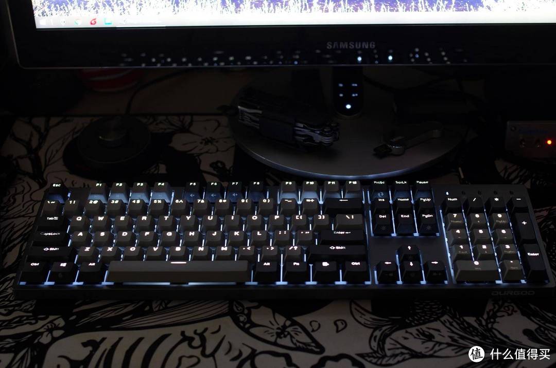 一切为了安静的码文——深夜键盘 杜伽K310 静音红轴白光限定