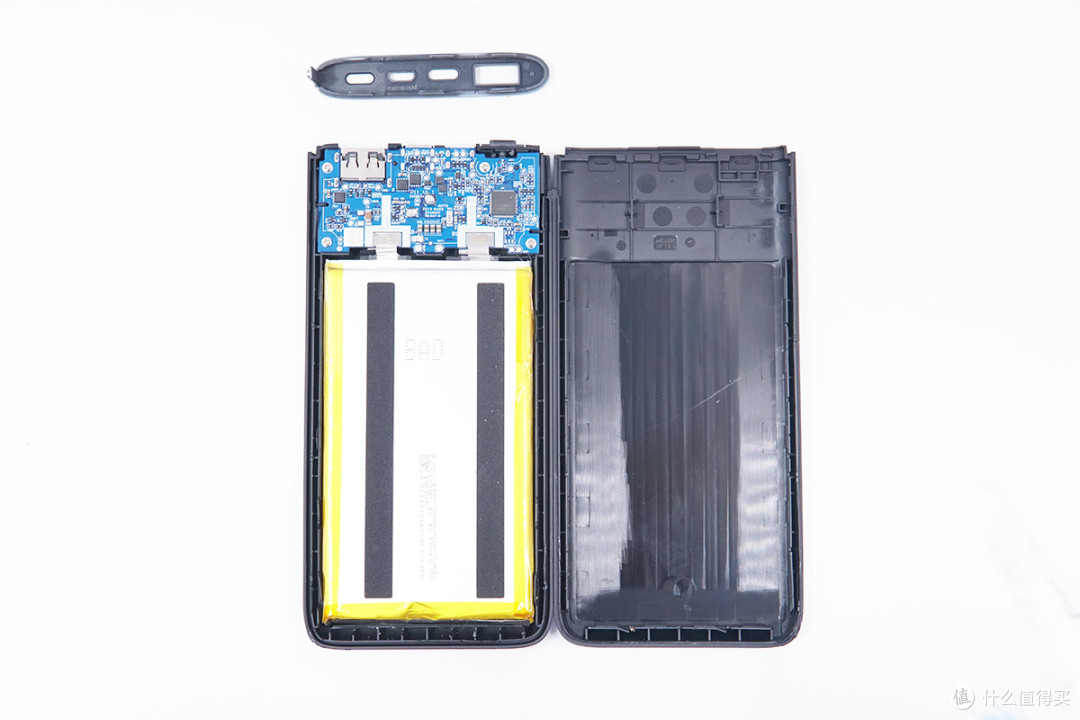 拆解报告:vivo 10000mAh 1A1C 33W双向闪充移动电源PB2050