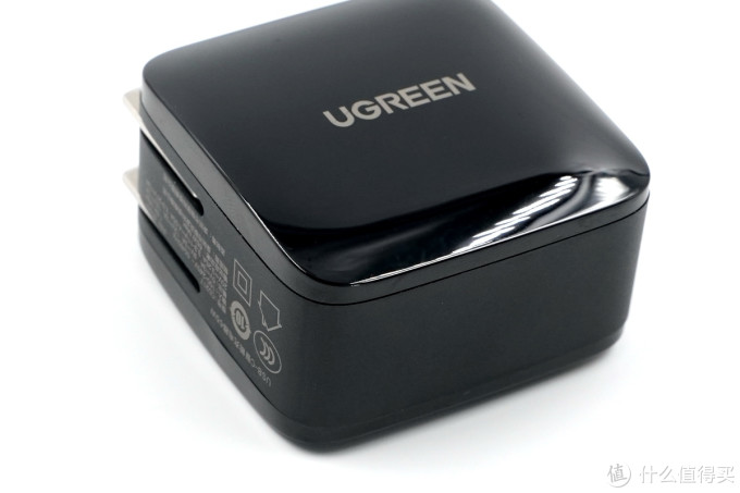 4A PPS支持Switch,绿联65W氮化镓充电器开箱评测