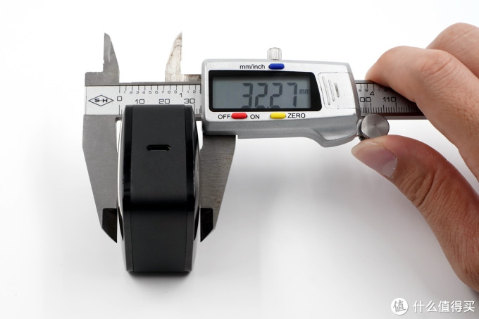 4A PPS支持Switch,绿联65W氮化镓充电器开箱评测