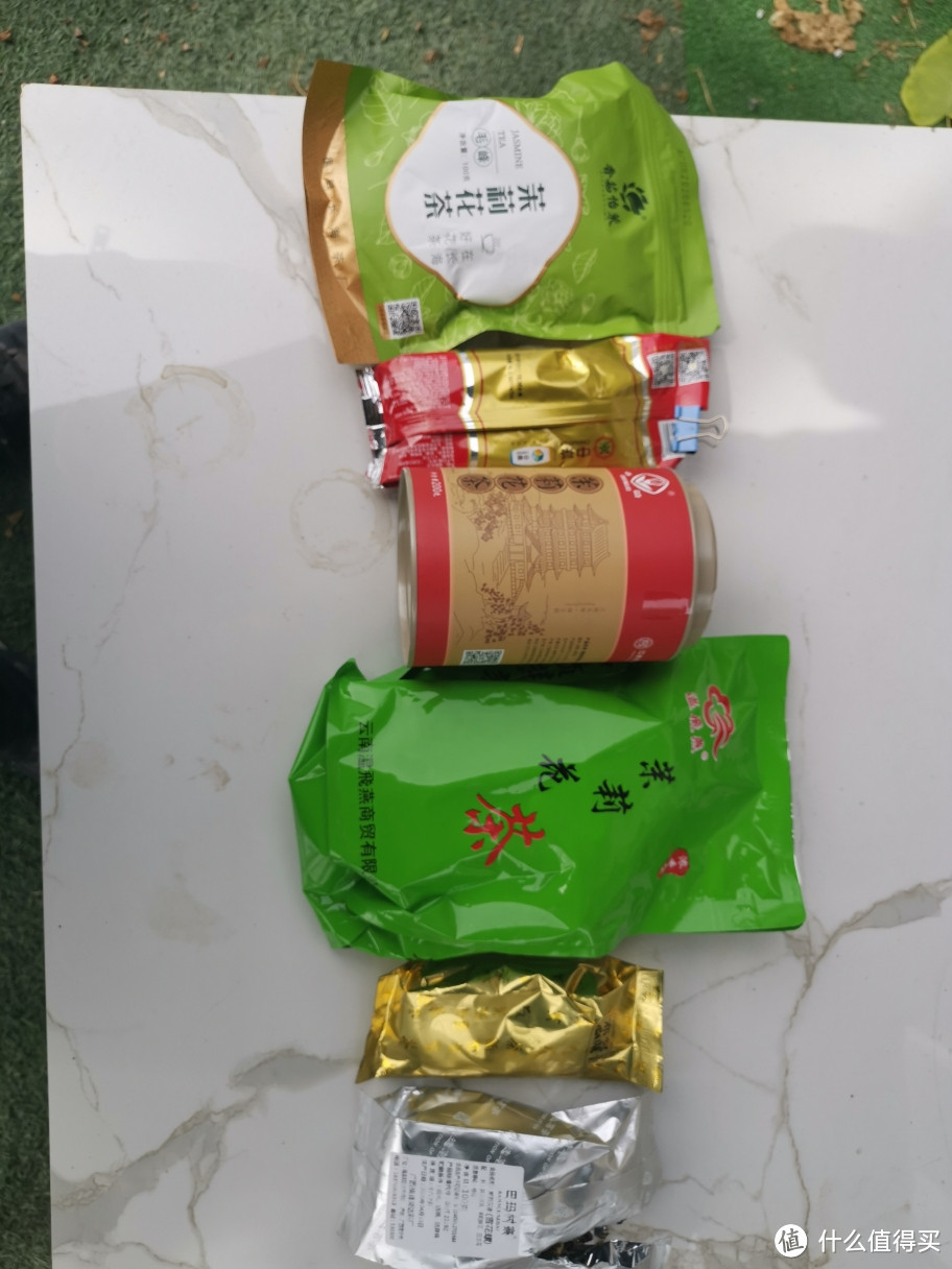 拼多多前三，淘宝热门五十一斤茉莉花茶比对评测