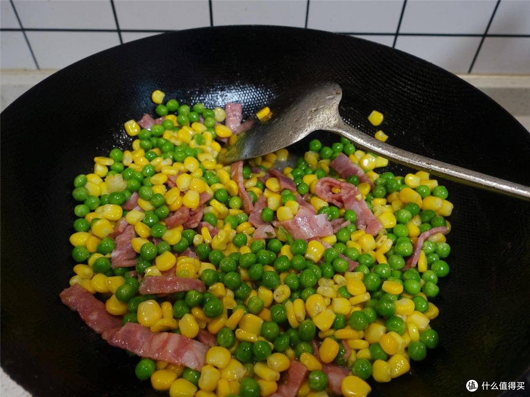 蒸烤箱+培根能玩出什么花样？吃播现场直播烤花式培根卷