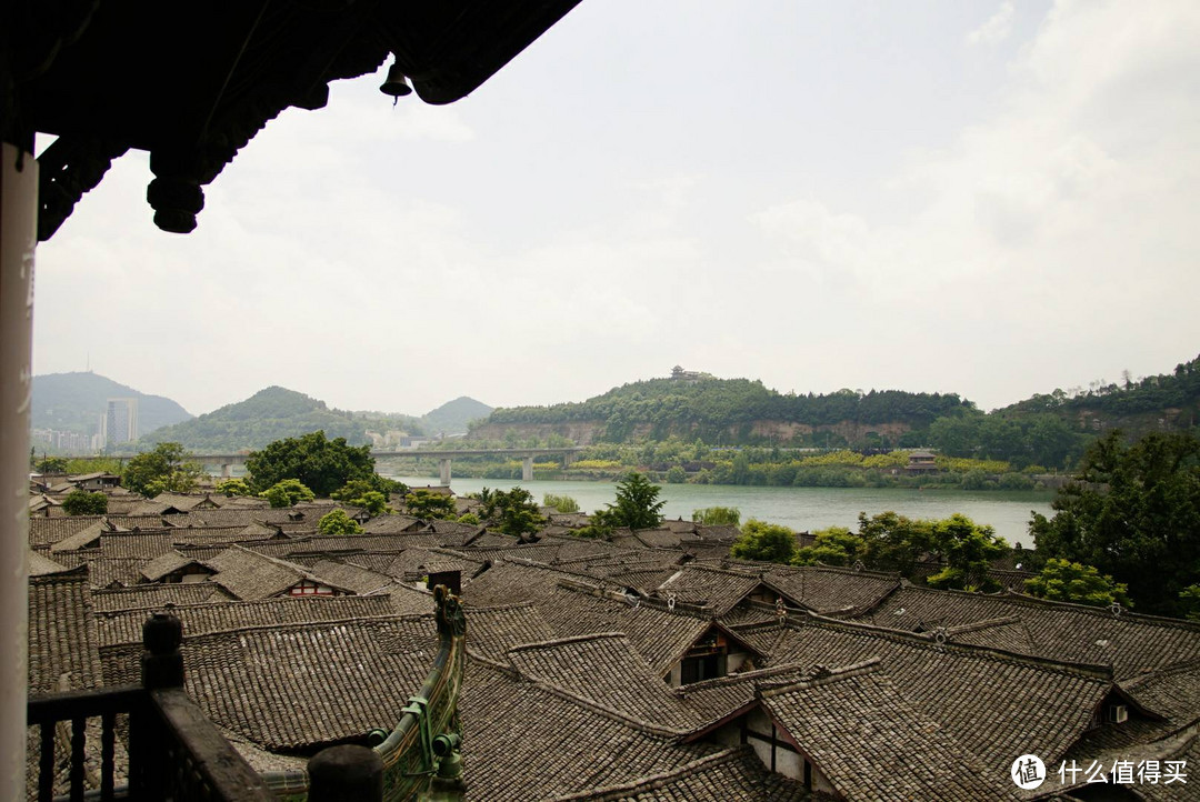 出来撒个欢！成都周边短途游推荐！不容错过的24个旅行目的地！四川土狗裂强墙推荐！