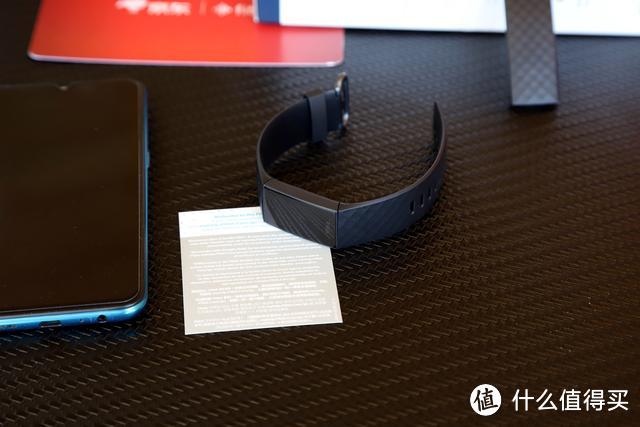 内置GPS+监测升级，Fitbit Charge 4智能手环珍藏版图赏评测