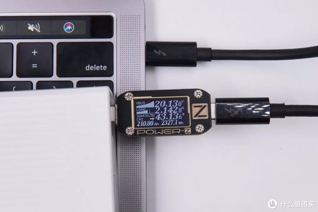 拆解报告:Smartisan锤子20000mAh 2A1C 45W PD双向快充移动电源DP201